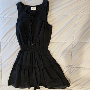 Universal Thread sleeveless tiered dress with a smocked elastic waist Med